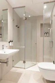 Uma Suites O'Donnell - Image 4