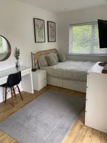 Bradford House with en-suite - Image 3