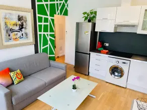 Sunny and Cosy flat in the heart of the market - Image 2
