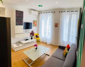 Sunny and Cosy flat in the heart of the market - Image 4