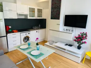 Sunny and Cosy flat in the heart of the market - Image 3