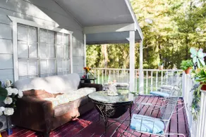Peaceful Getaway, Walking distance to the Lake! - Image 4