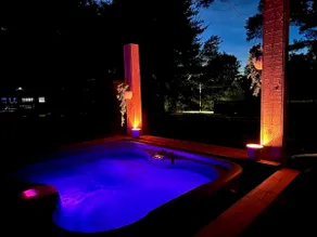 Maple Villa ·Brand New Jacuzzi · Axe Range · Pet- Friendly near Cook Forest - Image 3