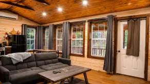Maple Villa ·Brand New Jacuzzi · Axe Range · Pet- Friendly near Cook Forest - Image 4