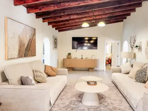 Exquisite rural house with garden, pool and sea views - Image 3