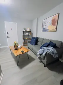 1BR with Office Space, Dedicated Parking & Laundry - Image 2