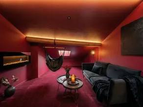 Suite Rouge baiser avec Jacuzzi privatif - LoveRoom Insolite - Image 5