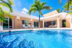 Beach Villa Esmeralda with private Pool, BBQ andMaid - Image 3