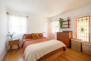 Light Filled Artist Bungalow | Hollywood Hills - Image 5