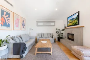 Sunset Shack OG Guest Fave, Dog Friendly, Modern - Image 2