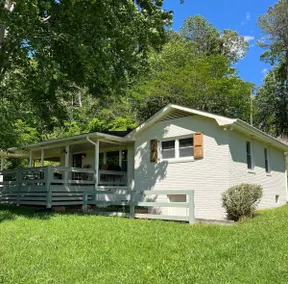 Bell Mountain Cottage - Image 3