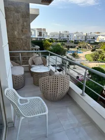 Cheerful 3-Bedroom Holiday home With private pool&garden - Image 5