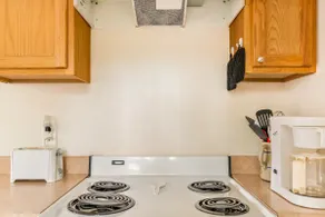 Spacious 2BR w/Full Kitchen - Alton Extended Stay - Image 4