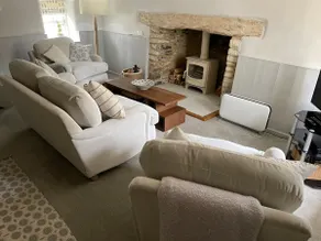 Prettiest Cottage, Near Bampton, Oxfordshire - Image 2