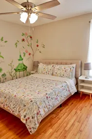 Elegant 3BR House - Near I-95 & Fast Wi-Fi - Image 5