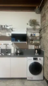 Bloordale Studio Suite - Image 2