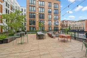 Free secured parking, gym, Riverfront Downtown - Image 5