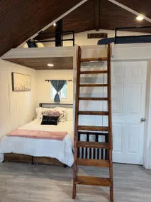 Adorable tiny house (with loft!) near Potosi Live - Image 5