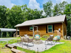 Boho Mountain Cabin Retreat w/ Firepit & Sauna - Image 4