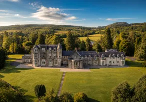 Lomond Castle Penthouse - Image 2
