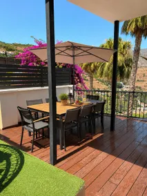 Townhouse with barbecue and infinity pool - Image 3