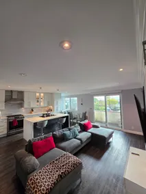2 Bed 2 bath 2 parking, Sleeps 6 - Image 5