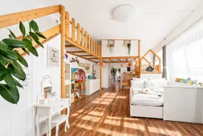 Loft Family Paradise with Playroom & Garden - Image 3