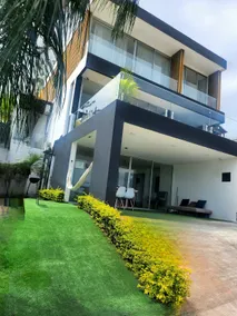 A relaxing place with an amazing view and a pool - Image 2
