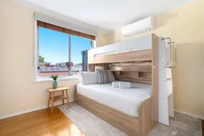 Spacious 3BR Home • Near CBD • Free Parking - Image 5