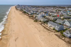 3rd House from the Beach, Water View, Comm. Pool - Image 4