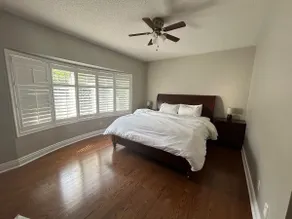 Modern & Spacious 2 Bedrooms+2 Bathrooms Bungalow in Oakville - Image 5