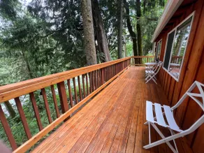 River Retreat w/3 Tiny Cabins - Image 5
