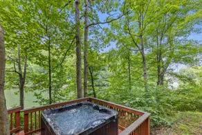 Art Docko - Lakefront Artist Retreat w/ Hot Tub! - Image 3