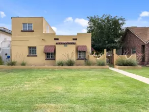Best of Phx within walking distance, free parking - Image 3