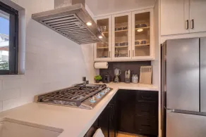 -Casa Panda- New, modern, gated & A/C - Image 4
