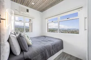 Galena by J&J (1BR . Wi-Fi . Netflix . Pool ) - Image 3