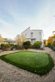 3 Story Beach Waterview, 3 KING bed, golf putting green! - Image 2