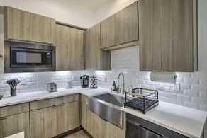 Newly-Built Luxury Galleria Area Townhome! - Image 5
