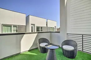 Newly-Built Luxury Galleria Area Townhome! - Image 3