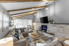 Lakeview Cottage | Stunning Sunsets | Wine Country - Image 5