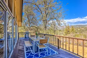 Lovely Oakhurst Cabin w/ Deck & Mtn Views! - Image 3