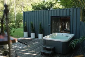 Private sauna & spa deep in Currumbin Valley - Image 2