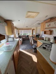 Cosy 3 Bedroom Caravan - Image 3