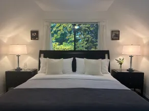 Sister’s Lake Cottage - Image 3