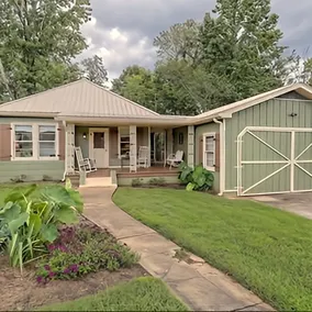 LOW Cleaning Fee 2B2B Under a Mile from Downtown! - Image 2