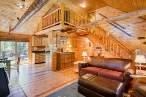 Grand 3BR Riverfront Dog Friendly - Image 4