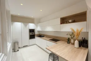 160 m2 - Center - 3 bathrooms - 2 toilets - Parking - - Image 5