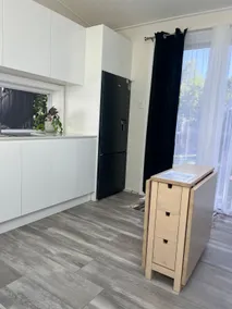 2 bedroom fully furnished studio - free parking - Image 5