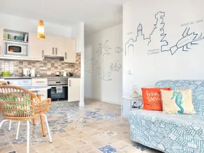 Beach house near the sea with pool - Image 3