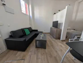 Red Cross Tourist Apartment (B) - Image 2